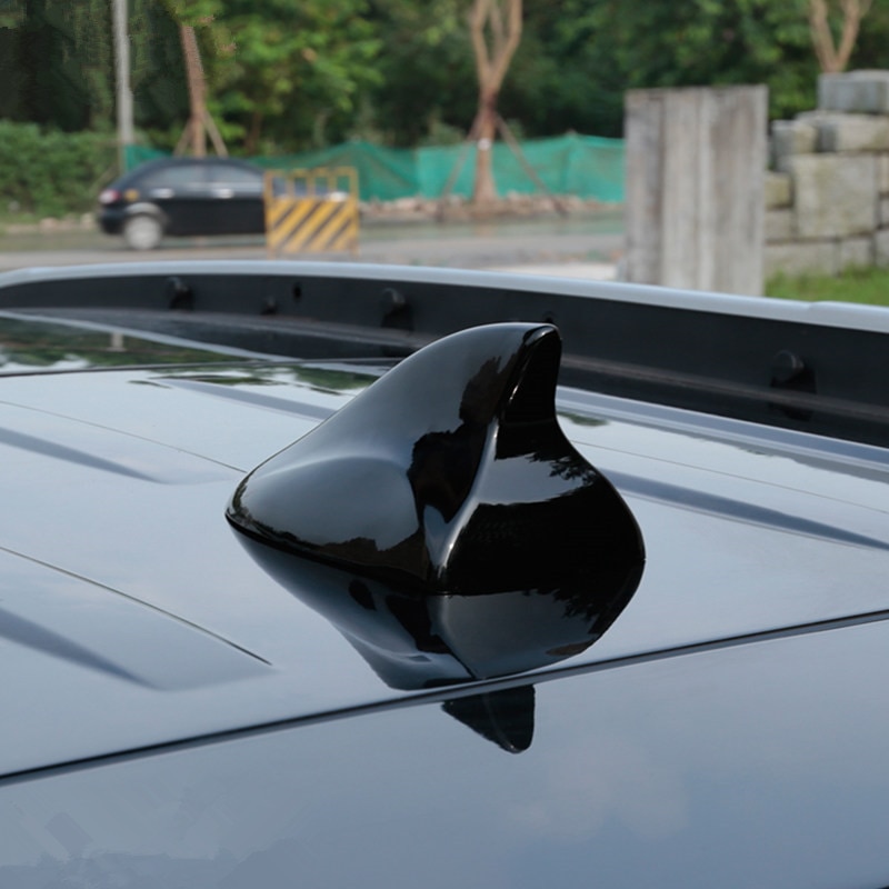 Bil hajfena antenn 7 färg radiosignal antenn auto suv lastbil skåpbil krom platta/vit/svart /silver/röd/vinröd/blå styling