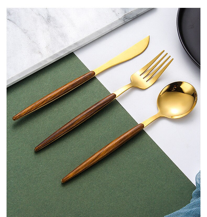 Visuell touch lyxigt silver bestick trähandtag guld silver middag bestick set dessert sked gaffel kniv uppsättningar för hemmet kommersiella: Guldset  of 3