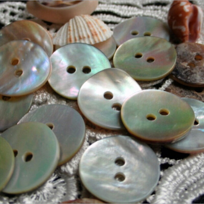 100Pcs/lot Mother of Pearl Round Shell Buttons Scrapbooking Clothes Coat Hats Sewing DIY Decorative Buttons 10mm