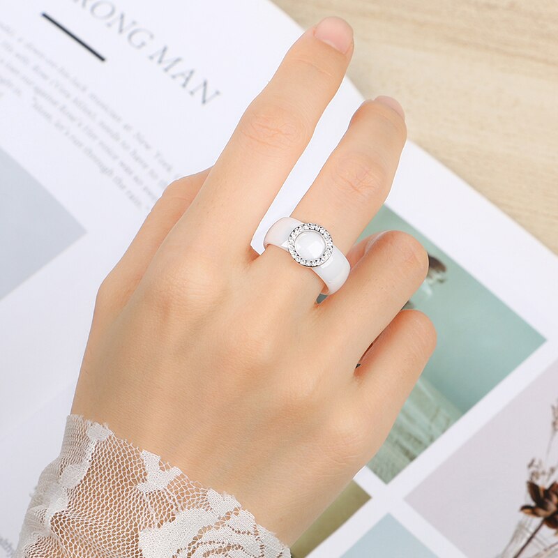 Circle Crystal Rings 8mm Width Healthy Ceramic Rings With Circle Shape Women Wedding Engagement
