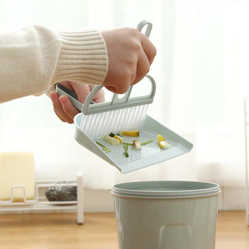 Mini desktop feie rengjøring børste bord liten kost multi-funksjon kan henge skrivebord støvbrett sett