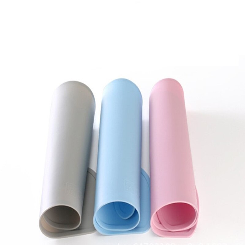 1Pc Cute Cloud Shape Placemat Kids Plate Mat Food Grade Silicone Table Pad Waterproof Pink/Blue Color