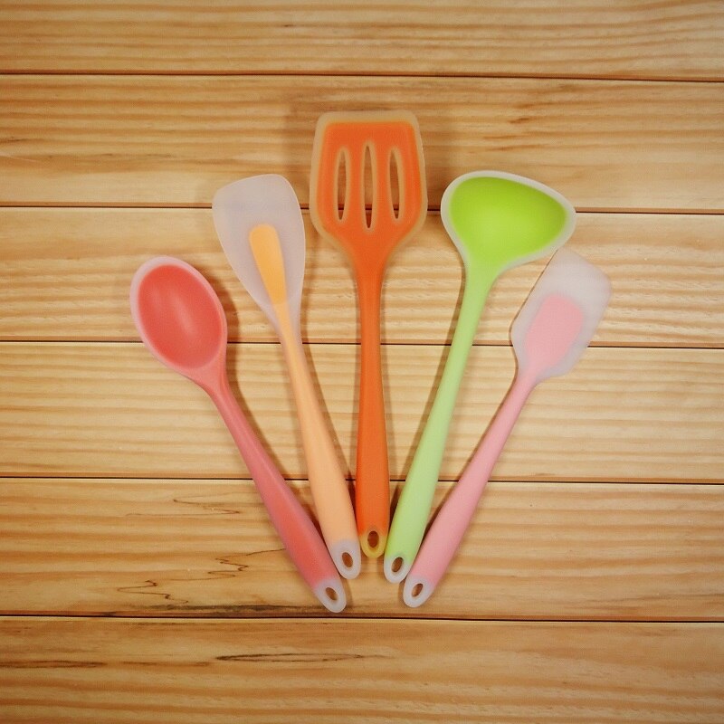 Ustensiles de cuisine, ustensiles de cuisine, outils de cuisine, spatule et cuillère ustensiles de cuisine, Nylon et Silicone de alimentaire multicolore 1 pièce