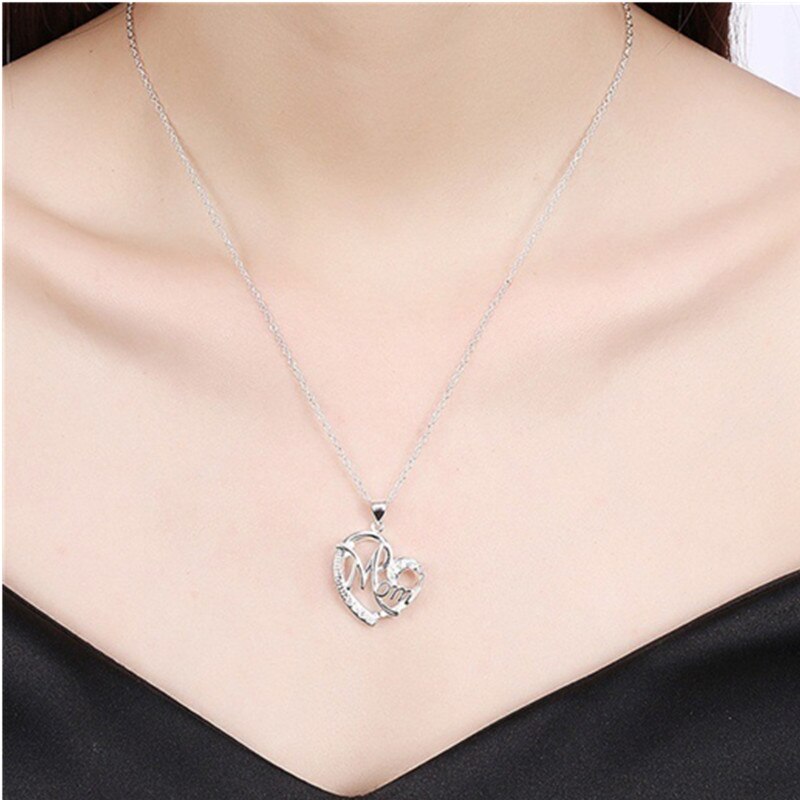 Letter Mom Heart Shaped Crystal Pendant Necklace Mother's Day The Best for Mom with Jewelry