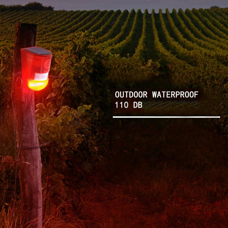 1pcs Wireless Solar Alarm Light Red IP65 Motion Sensor Outdoor Garden Security Lamp For Safety Home Factory Garden Smart Alarm