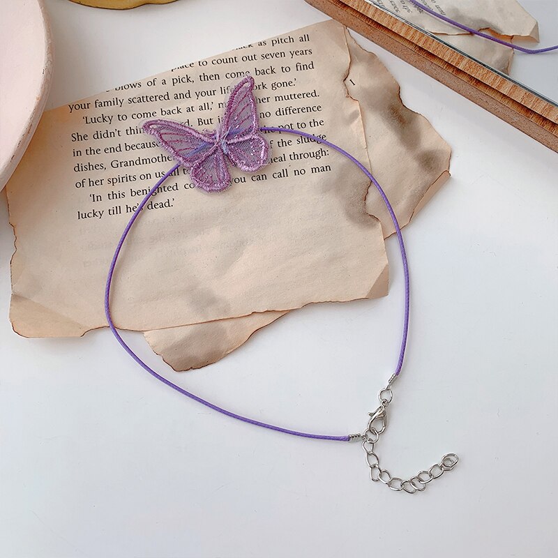 Spitze Schmetterling Halskette für Frauen: purple