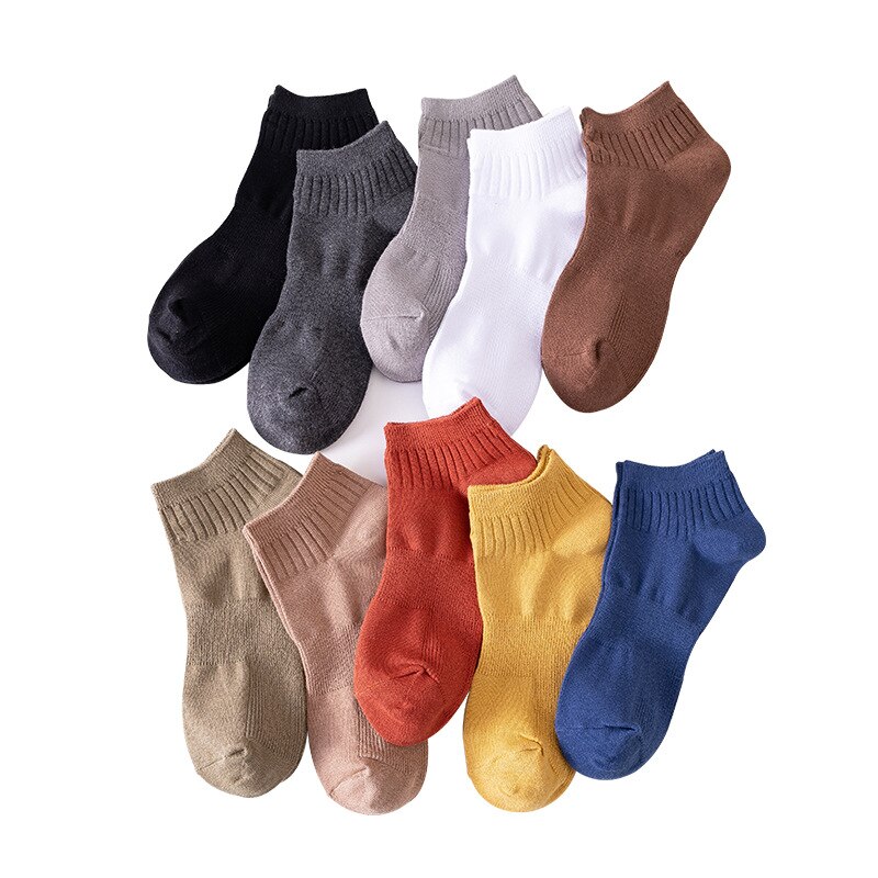 Atmungsaktive Sport-Männer Socken Hohe Elastizität passend zu Socke Reine Farbe Frühling und Sommer Schweiß Absorption Socken