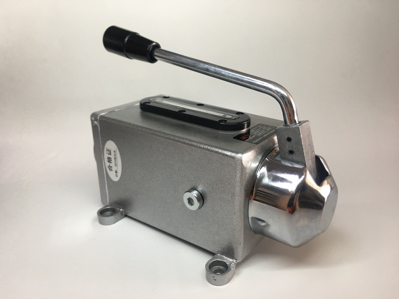 Y-8 Hand Operated Manual Pump Lubrication Punching Oil Pump CNC Milling Machine Manual Hand Pump Oiler