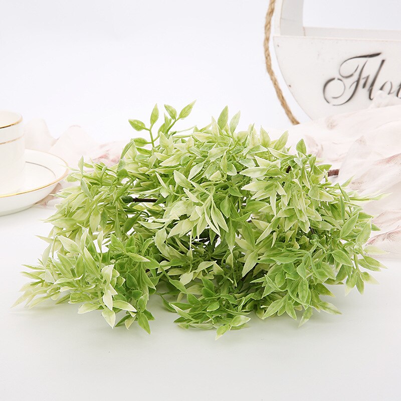 Artificial Garden Plant Fern Plastic 5 Stem Bush Green Leaf Plant Floral Decorative Wall Background Flower Arrangement Wedding: Green shrub plant