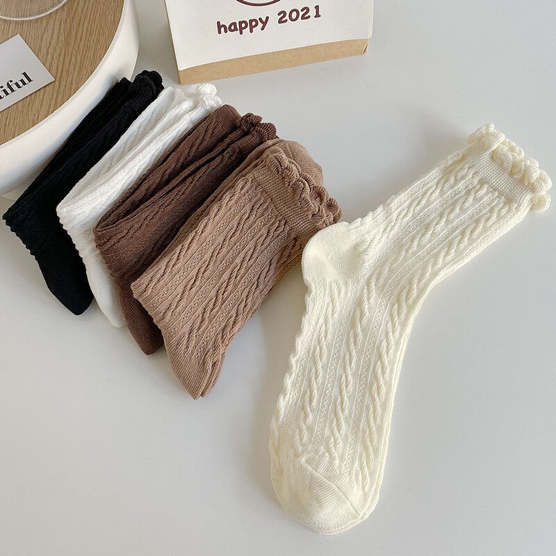 Calcetines de algodón de estilo japonés para mujer, calcetín con volantes, Color liso, negro y blanco, coreana