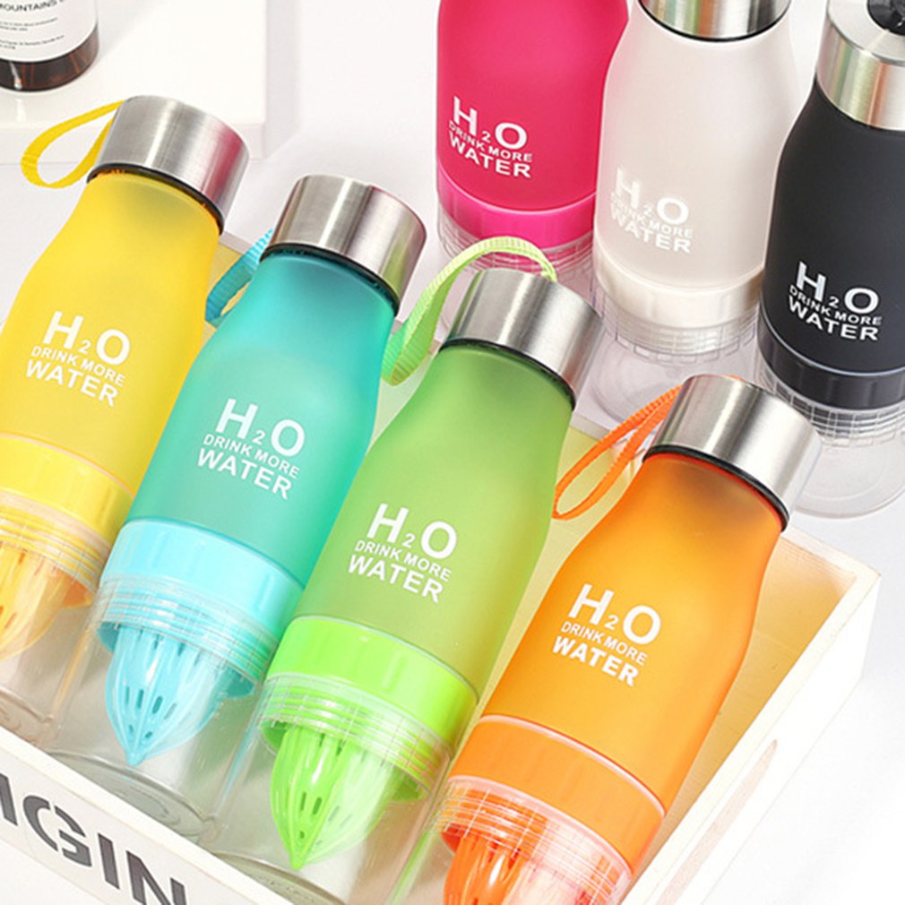 Lemon Juice Infuser Water Bottle 650ml Plastic Portable Casual Fruits Juice Cup For Water Sport Drinking Bottles Color