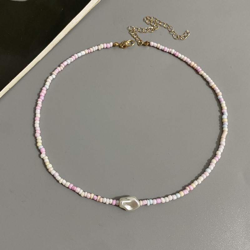 Boho perlehalskæde til kvinder imiteret perle frøperlekæde kort choker halskæde håndlavede smykker til kvinder: Guldfarve