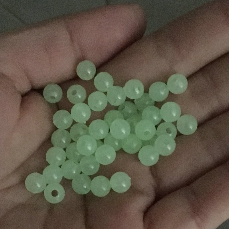 Lote de perlas luminosas para la noche, lote de 100 unidades de bolas flotantes redondas de 5MM, 6MM, 8MM, accesorios para aparejos de pesca, señuelo X071