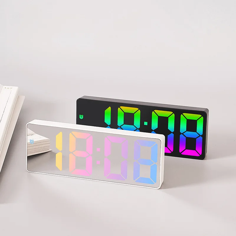 Reloj despertador Digital a Color con Control de voz, indicador de fecha y temperatura, modo nocturno, reloj de mesa con repetición, función antidisturbios, reloj LED de 12/24H