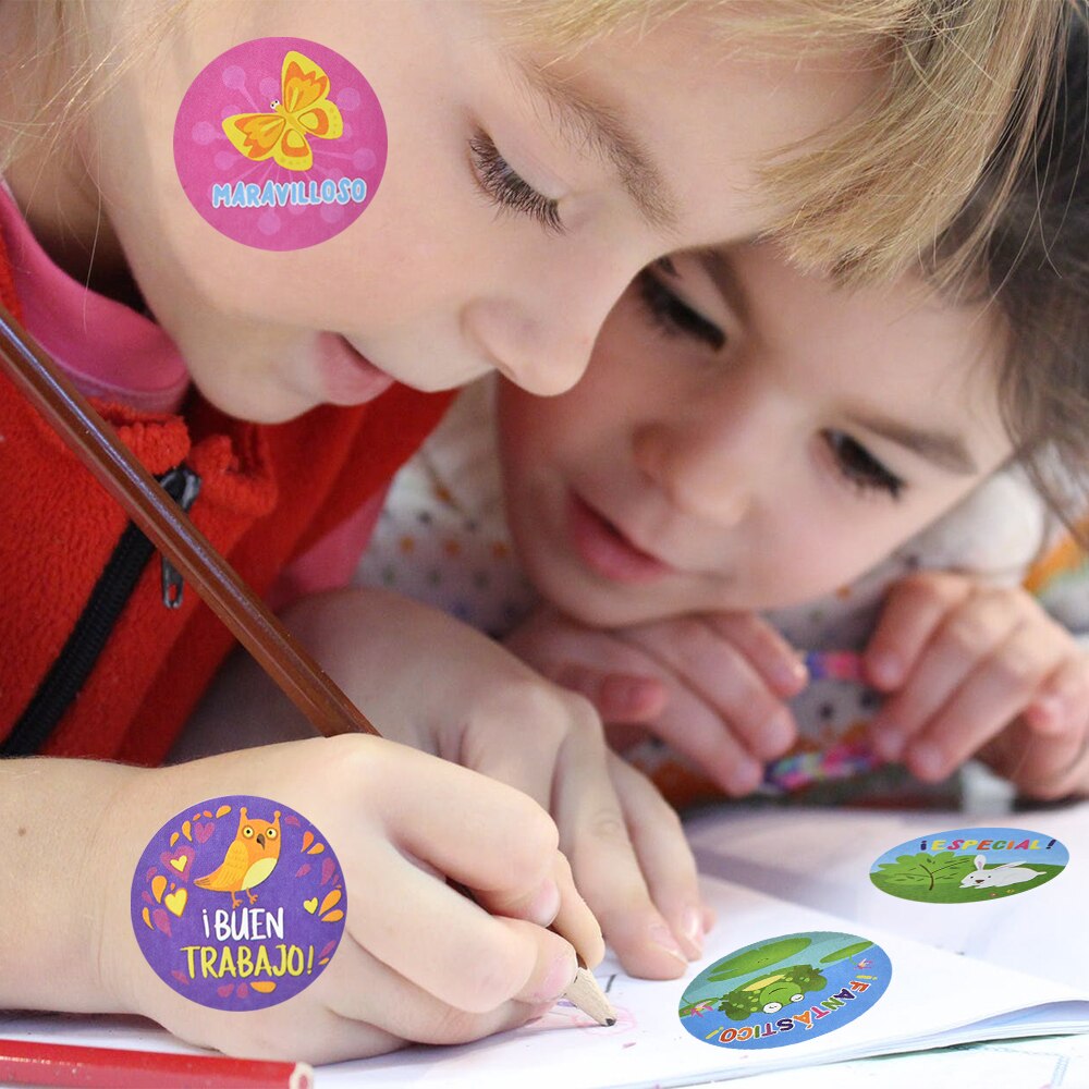 Pegatinas de recompensa española para estudiantes, pegatinas de palabras de ánimo, dibujos animados motivacionales para niños, 500 Uds.
