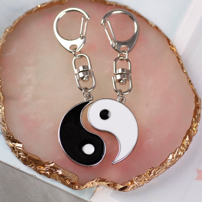 Superventas, yin y yang, costura de aleación, dos pétalos, piscis, pareja llave, anillo, mochila, colgante, llavero, accesorio de ,