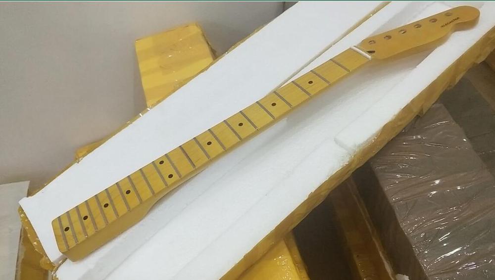 style tele electric guitar neck 21 fret in yellow maple woods-G
