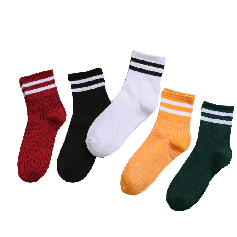 1 Pair Style Cute Women's Casual Stripe Cotton Comfortable Ventilation Korean Edition Cotton Socks