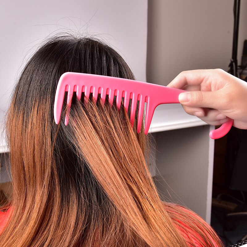 Peine de dientes anchos y grandes para peluquería , herramienta de estilismo con mango de gancho para reducir la pérdida de cabello, 1 unidad,