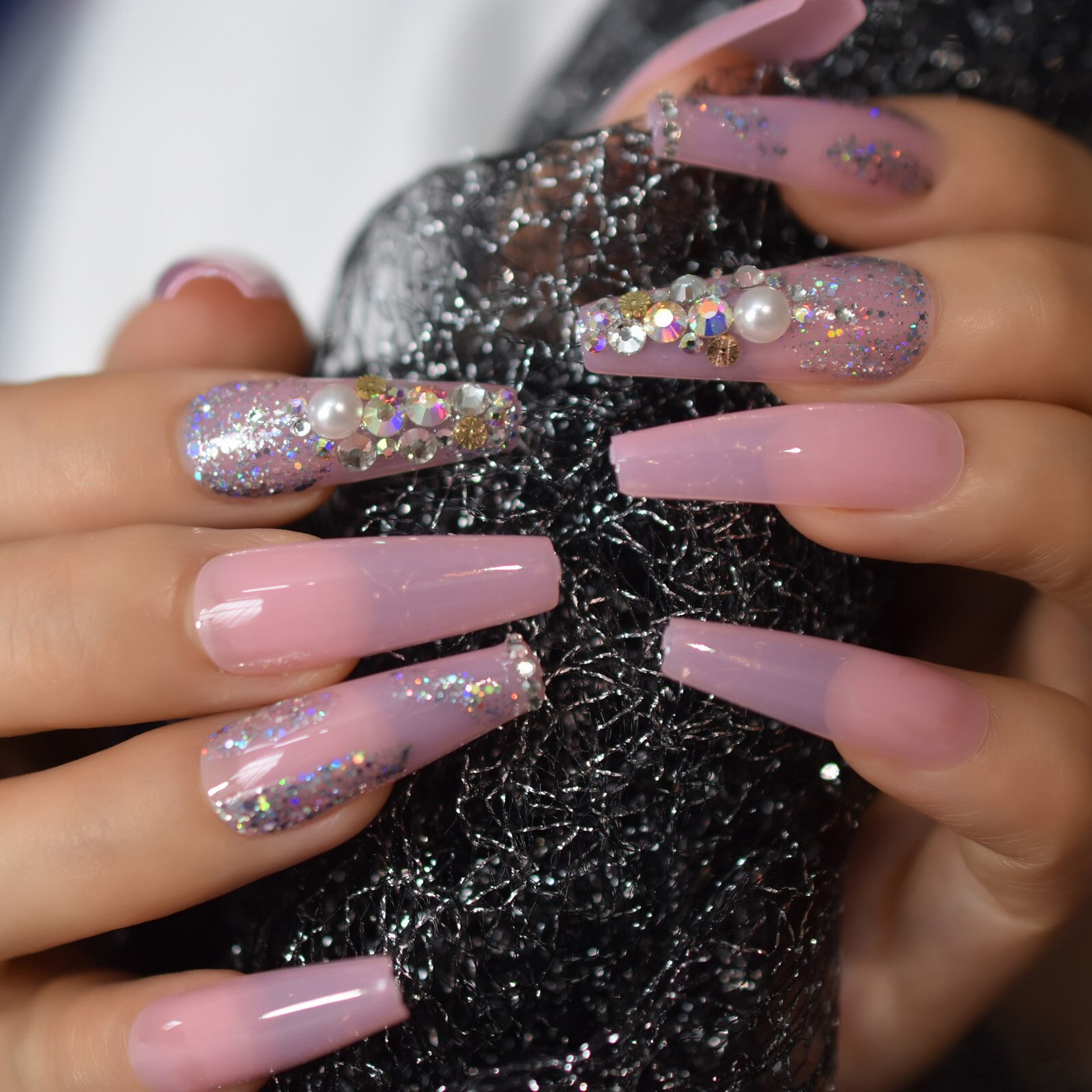 Extra Lange Druk Op Nagels Met Strass Parels Glitter Roze Nep Nagels Doodskist Ballerina Glossy Acryl Nail Tips Voor Vrouw