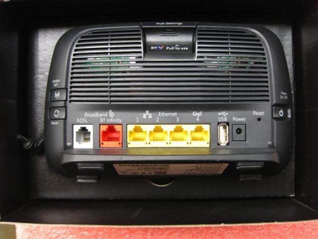 huawei United Kingdom BT home Hub3 4 port wireless router Big memory wifi ADSL