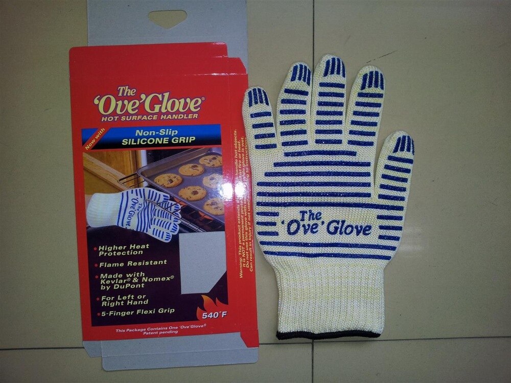 Ove handske skridsikker isoleringshandsker ovn handske høj temperatur varmebestandige handsker mikrobølgeovn hånd: Med farverig kasse