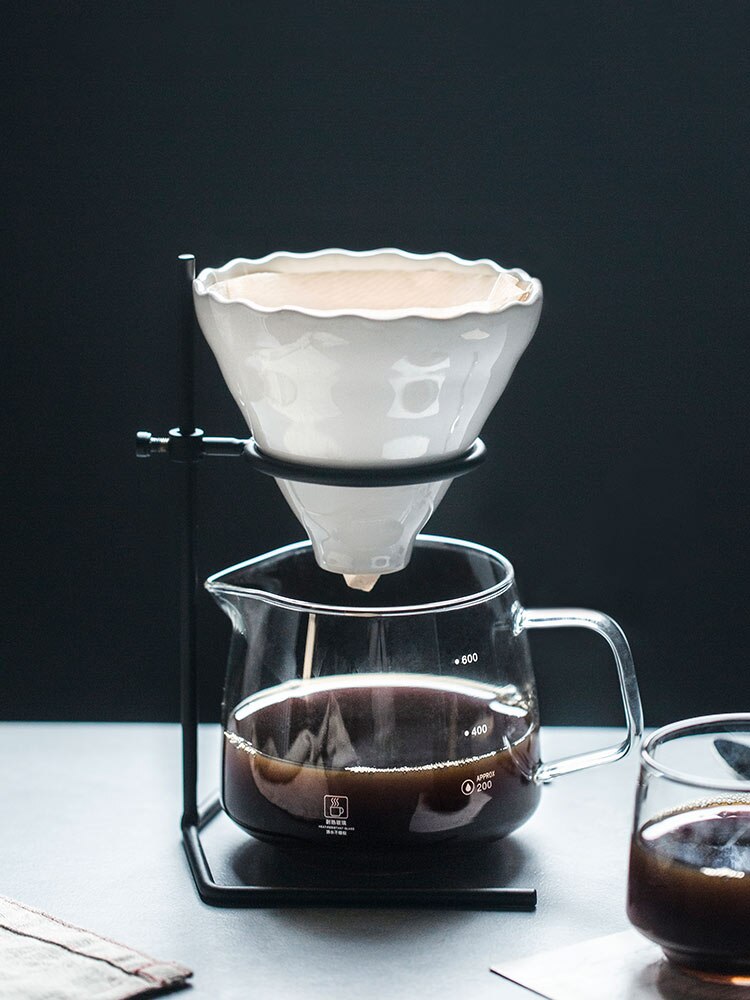 Hand Brew Coffee Brewer Set Pour over Coffee V60 Dripper Glass Coffee Pot Hand Drip Brewer Stand With Coffee Filter Paper Cup
