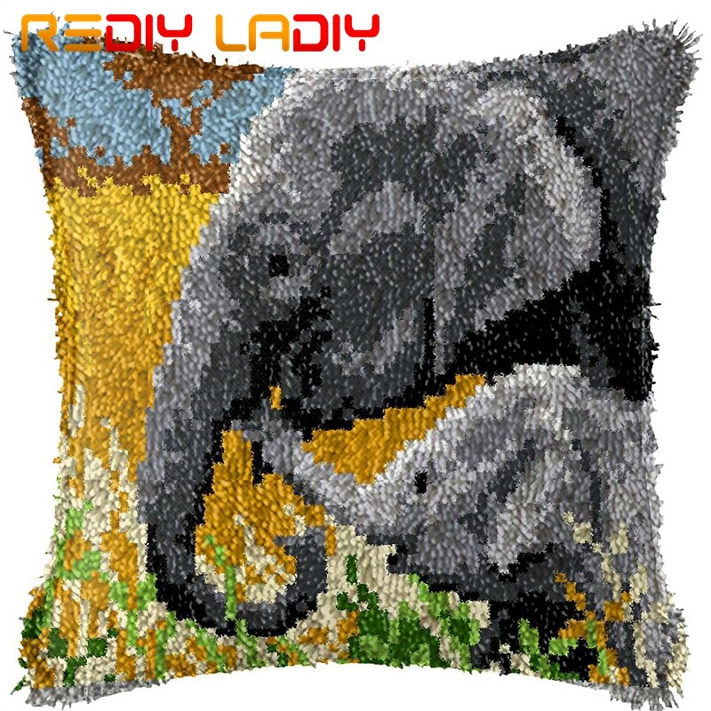 Latch Hook Kit Make Your Own Cushion King of Tiger Pre-Printed Canvas Crochet Pillow Case Latch Hook Cushion Front Hobby &amp; Craft: BZ643