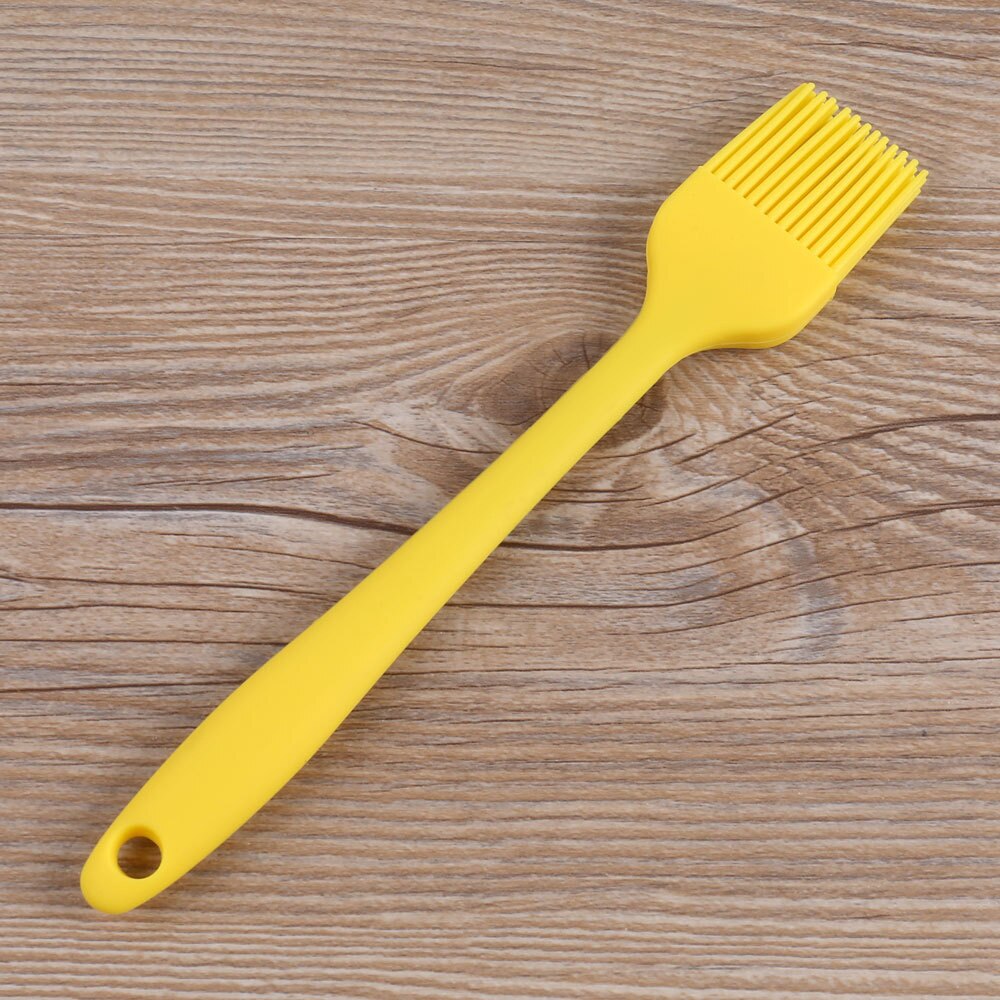Small Silicone Pastry Brush Baking BBQ Basting Brush Baking Oil Brush Clear Handle Kitchen Cooking Baking Basting Tools: Yellow