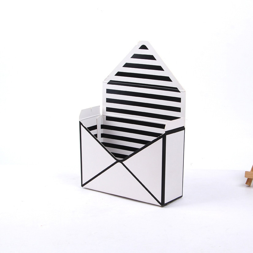 Envelope Packaging Box Packing Paper Cardboard Boxes Flower Basket Craft Paper Candy Box Valentine's Day Favor Boxes