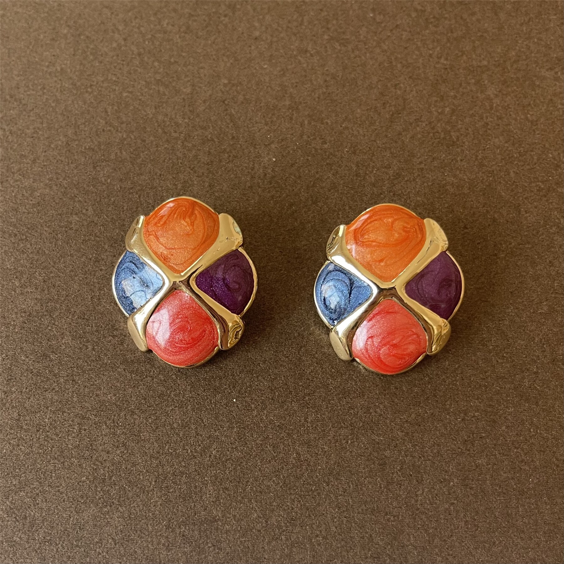 HUANZHI-pendientes esmaltados geométricos Vintage para mujer, aretes de flor de perla francesa, tachuelas de esmalte colorido, joyería para mujer, de: 4