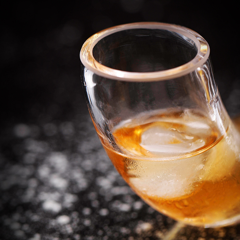 Spansk stil oksehorn snapseglass regnbue cocktailkopp bar nattklubb beruset brennevin vodka vinglass