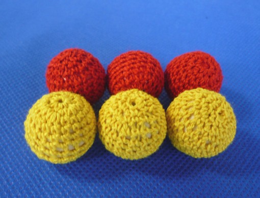 1pcs Crochet Ball (Red/yellow Available, Dia 2.1cm/2.5cm/3.1cm) Magic Tricks Accessory for Cup & Balls /Chop Cup Classic toys