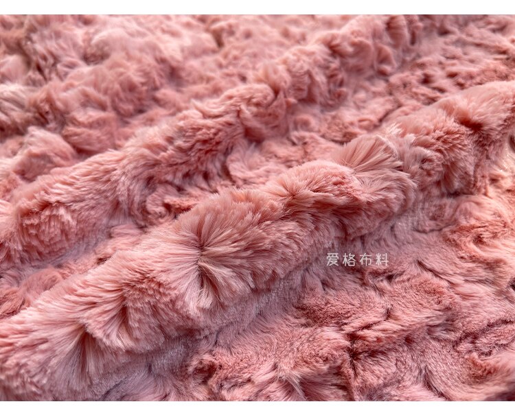 Zachte Huidvriendelijke Licht Roze Pluche Faux Fur Rose Bloem Herfst En Winter Jas Stof Voor Patchwork