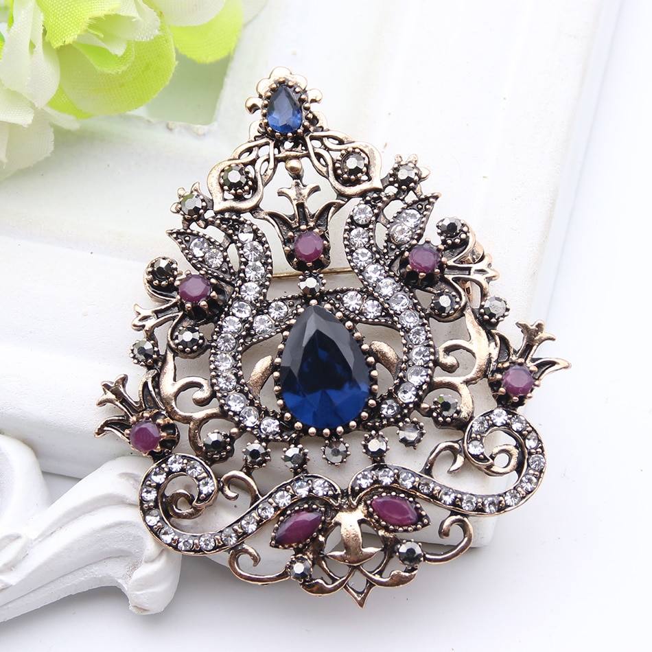 Romantic Flower Morocco Brooch Gold Color Rhinestone Women Brooches Lapel Hijab Scarf Pins Ladies Wedding Party Festival