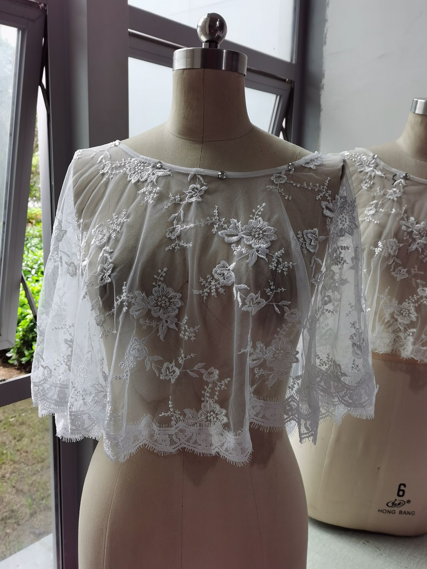 Bruiloft Cape Kant Bruids Jassen Elegante Shawl Wit Ivoor Shrugs Voor Bruid Kralen Hals Bruid Wrap
