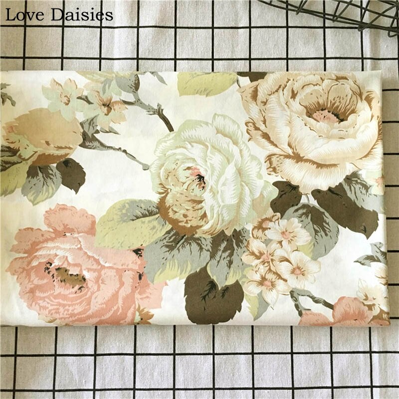 100%  bomullstwill beige med stora rosa bruna rosblommor randigt tyg för gör-det-själv sängkläder barn kläder klänning hantverk