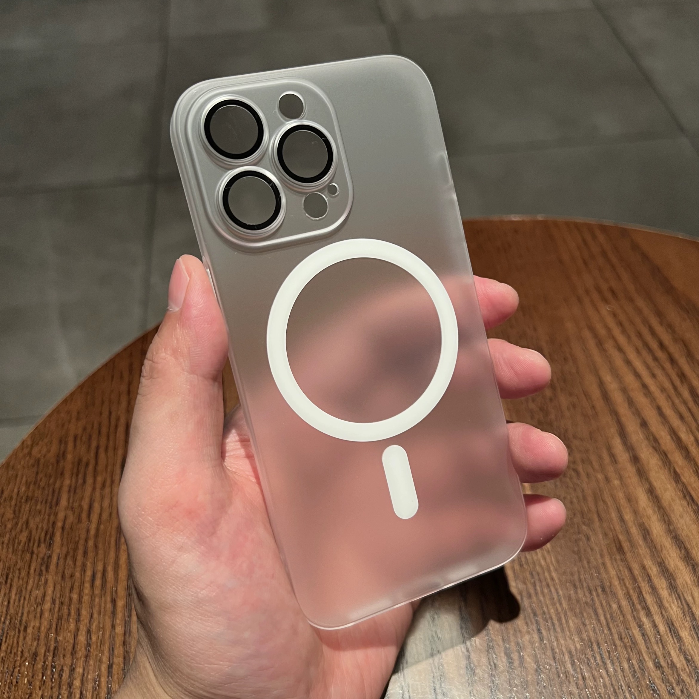 Capa Protetora à Prova de Choque Magsafe Magnetic Matte PC Ultrafino para iPhone 14, 15, 13, 12, 11 Pro Max: Plutônio / Preto