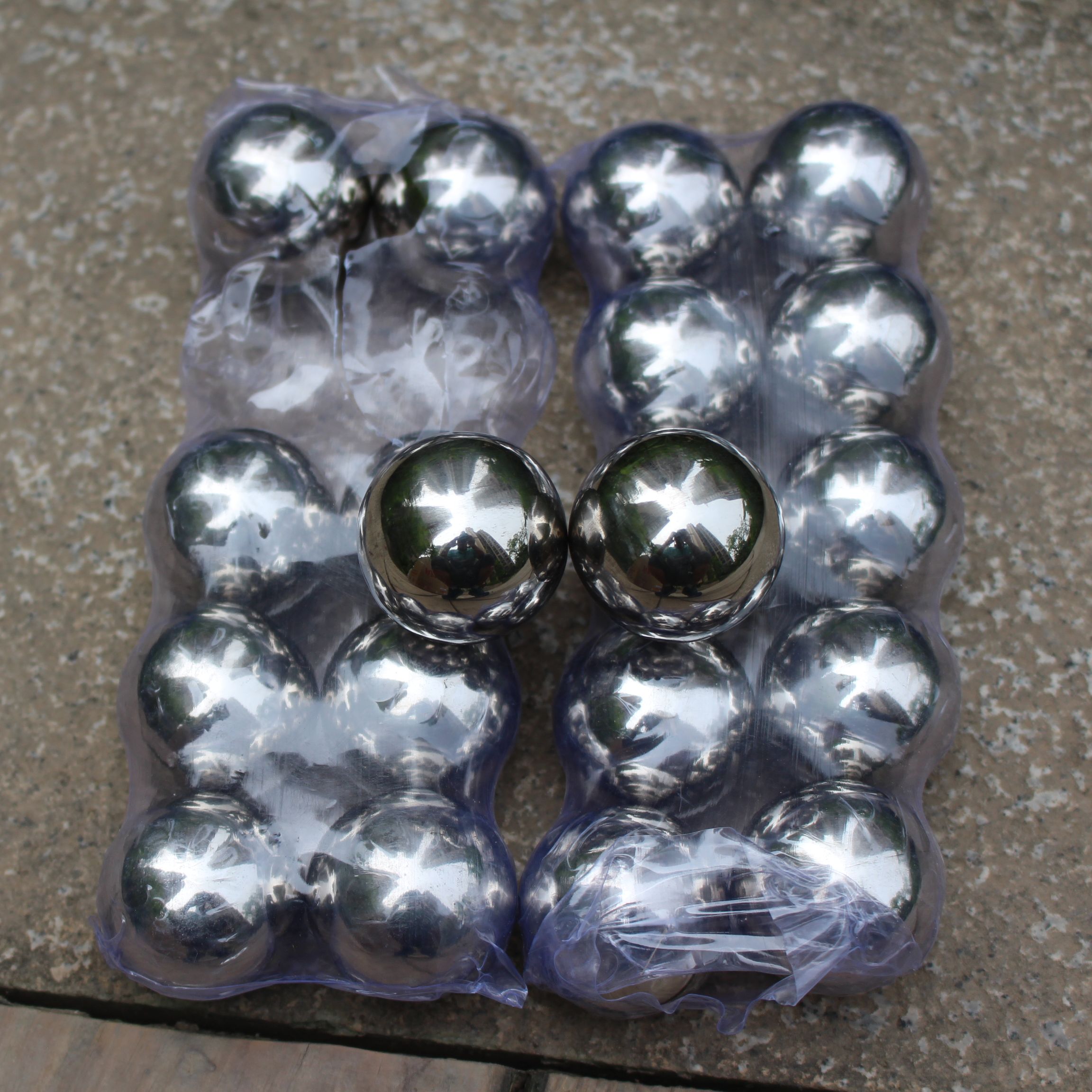 Dia 50mm 304 stainless steel hollow ball seamless mirror ball family courtyard interior decoration ball float