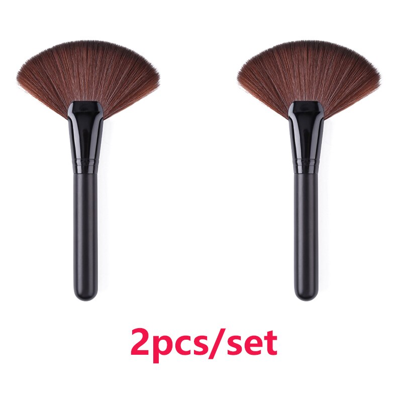 Soft Synthetic Brush for Cleaning up Glitters Powd... – Grandado