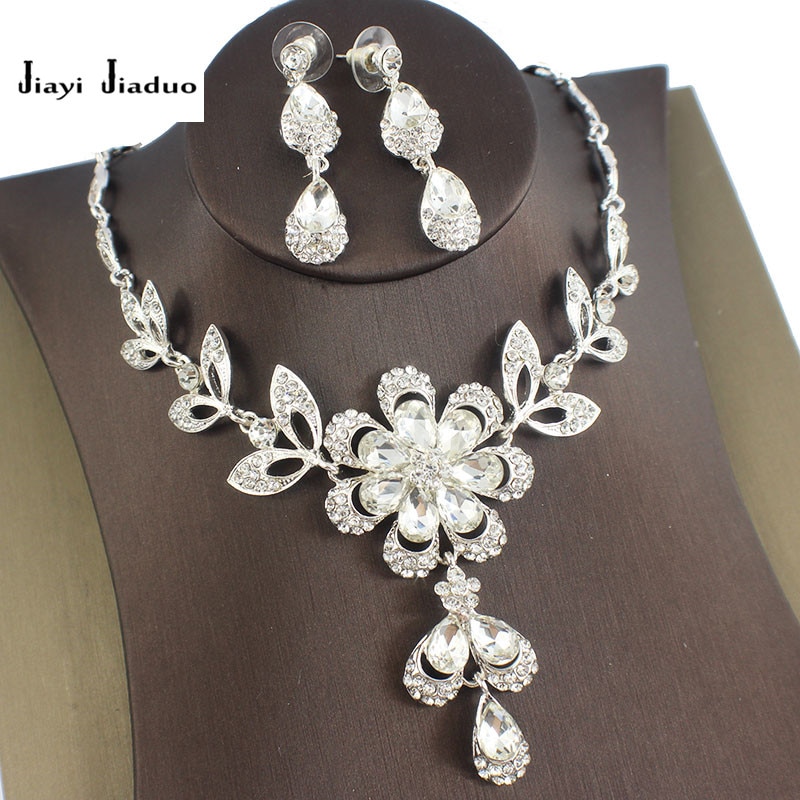 jiayijiaduo Simple Bridal jewelry sets Crystal Flowers Silver color necklace/earring set for women clothing wedding accessories