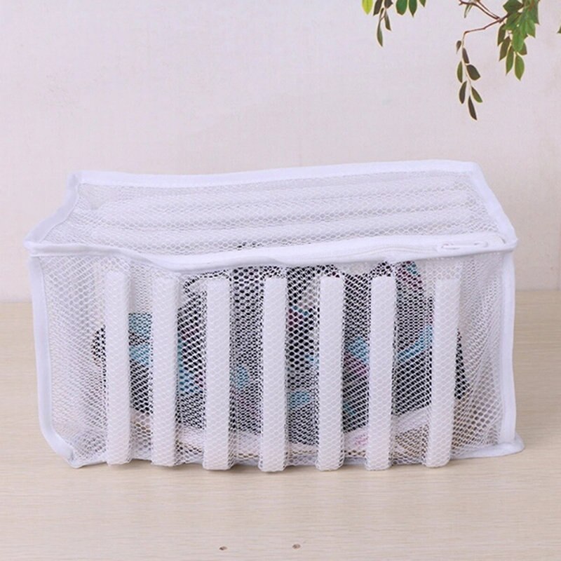 White Padded Laundry Net Wash Bag For Protecting Trainers And Shoes In The Washing Machine Shoes Washing And Drying Bag