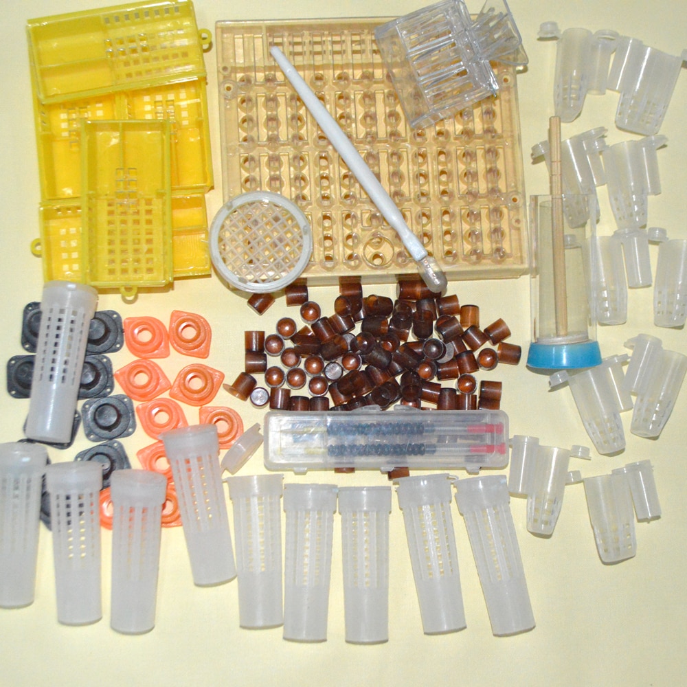 Produktbild von Nicot Bienenkönigin Aufzucht Kit – 110 Zellbecher, 12 Zellenstangen, 10 Käfige, Für Imker, Komplettes Zuchtsystem