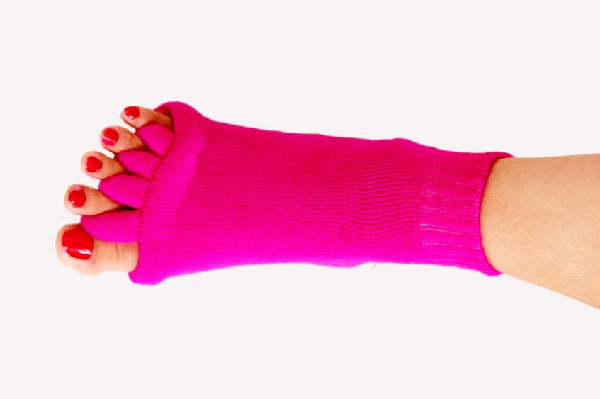 Calcetines para aliviar el dolor, dispositivo de pedicura, corrección de Hallux Valgus, cinco dedos del pie, separadores de dedos, 2 uds.: Amarillo claro