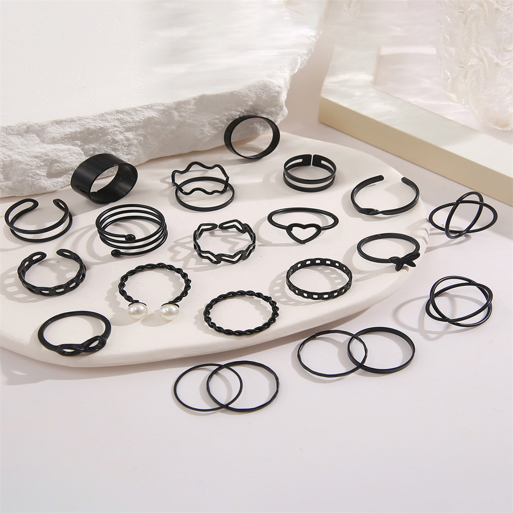 22 Teile/satz Gothic Schwarz Farbe Aushöhlen Finger Ringe für Frauen Mädchen Geometrische Gothic Liebe Herz Spirale Knöchel Ring einstellen schmuck
