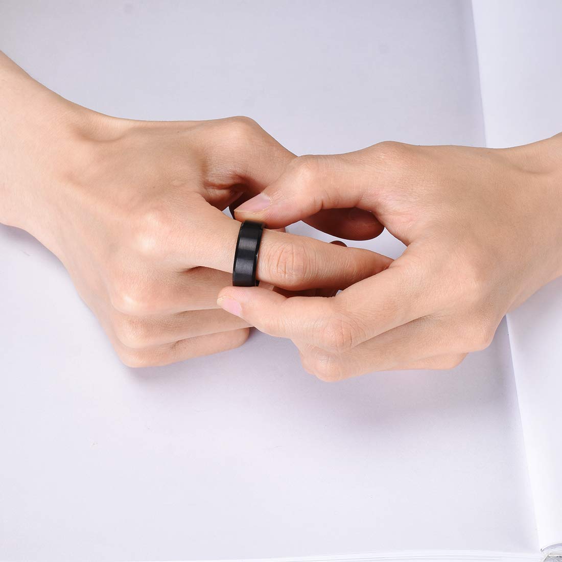 Anillos de acero inoxidable de titanio para hombre y mujer, 7 colores, 8mm, anillo de compromiso de boda cepillado mate, de joyería para pareja