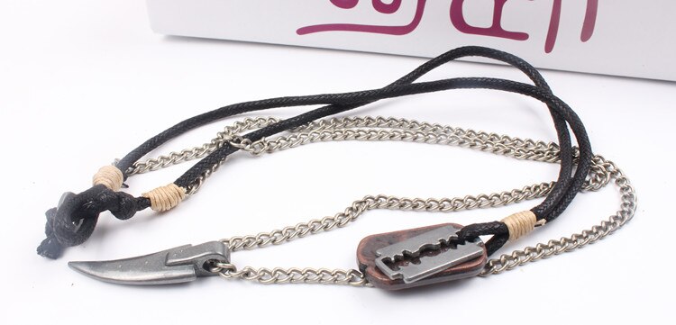 Vintage Mens Necklace Alloy Animal Wolf Tooth Razor Blade Pendants Necklace Multilayer Metal Chain Choker Male Punk Jewelry