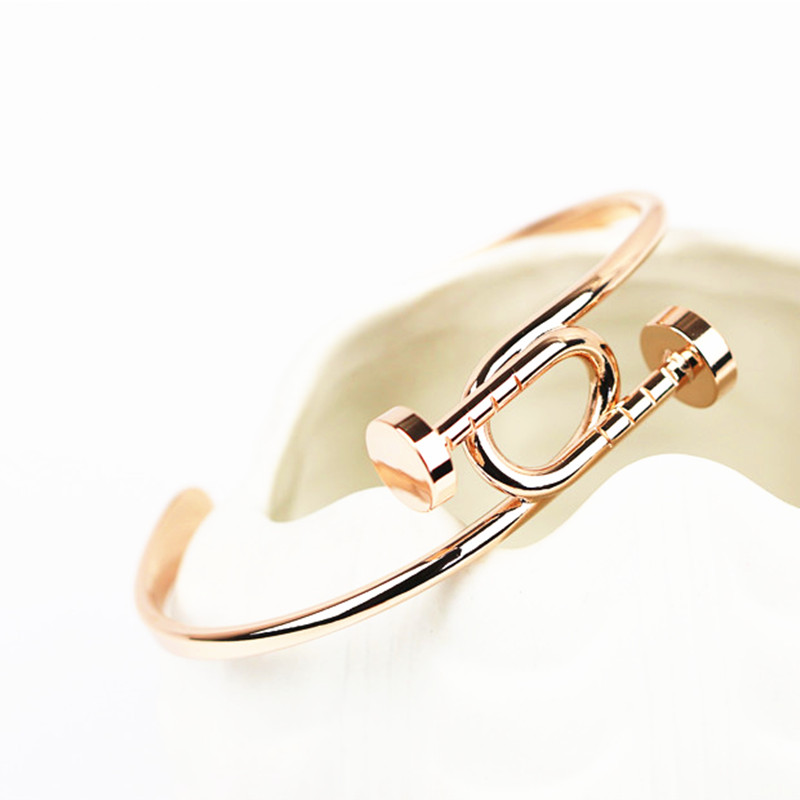 The oval opening Super beautiful Non-mainstream exaggerated personality open bangle bracelet plating rose gold