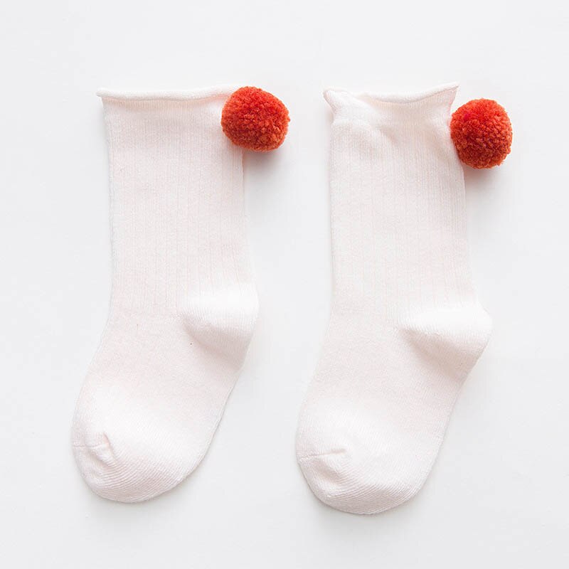 Leuke Pompom Kids Baby Sokken Cotton Baby Baby Meisje Sokken Kinderen Peuter Knie Hoge Vloer Sokken Sokken Meia Infantil Calcetines: white