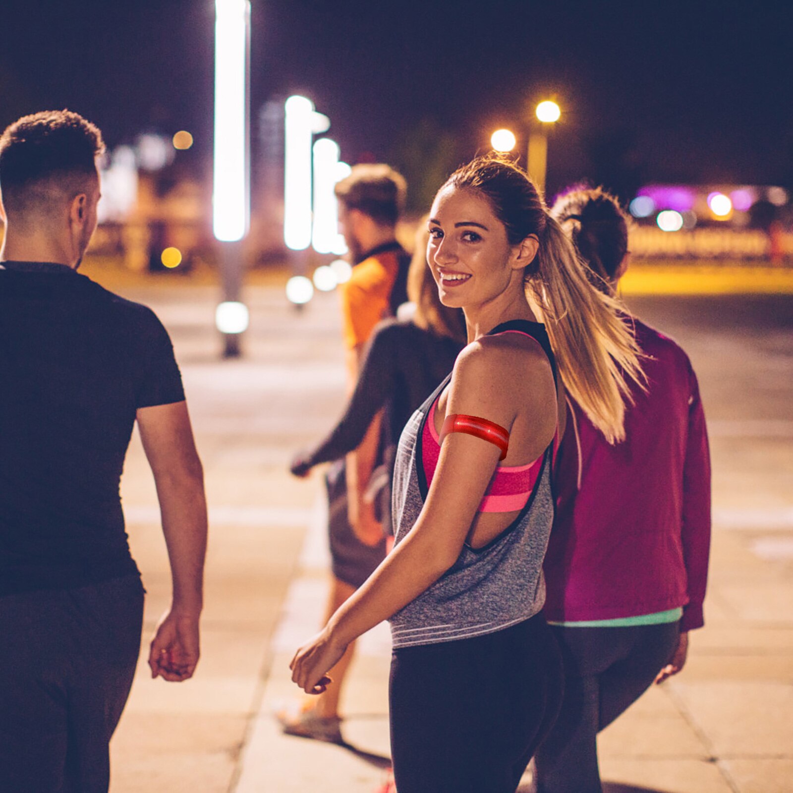 1Pc Luminous Arm Belt LED Glowing Bracelet Night Running Equipment Glowing Bracelet (Red)